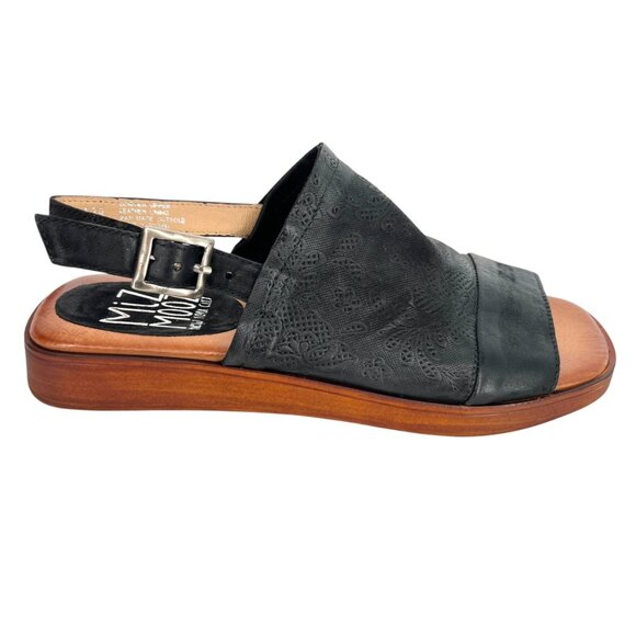 Miz Mooz Guava Black Leather Sandals Size 39 EU 9 US - Picture 1 of 12